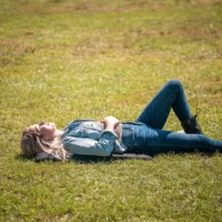 Alpcour Heated Reclining Stadium Seat With Armrests -Coleman Camp Shop GUEST 57778b2e 32e1 4aa1 a007 b2f842d4402d